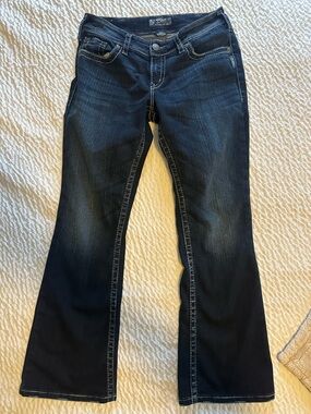 Silver Jeans Dark Blue Flare Jeans with Contrast Stitching